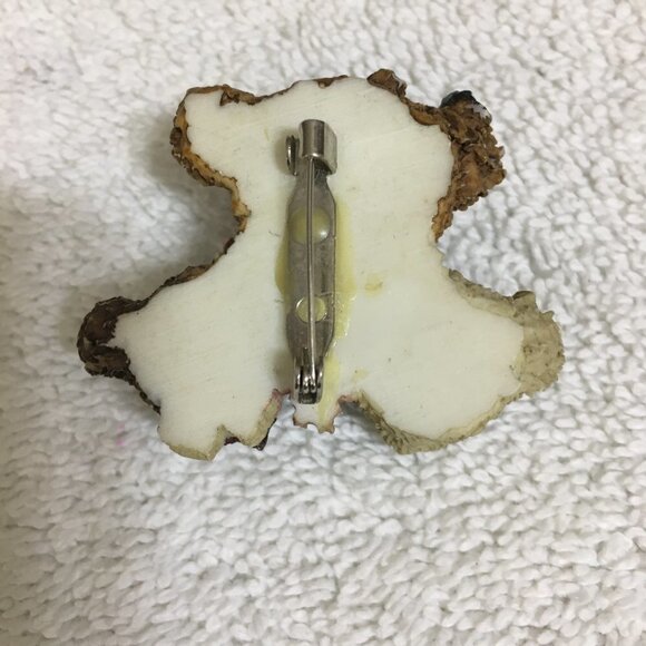 Vintage Boyd’s Bears 3 Bear Resin Pin Brooch - Picture 2 of 2